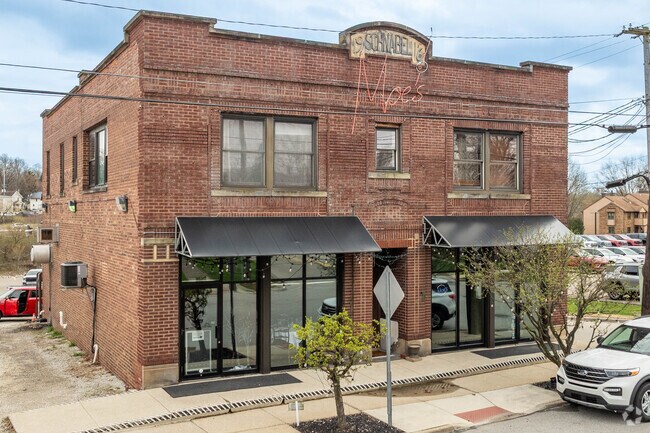 Moe's Restaurant is one of the many restaurants in Cuyahoga Falls near the Heslop Morningview neighborhood.
