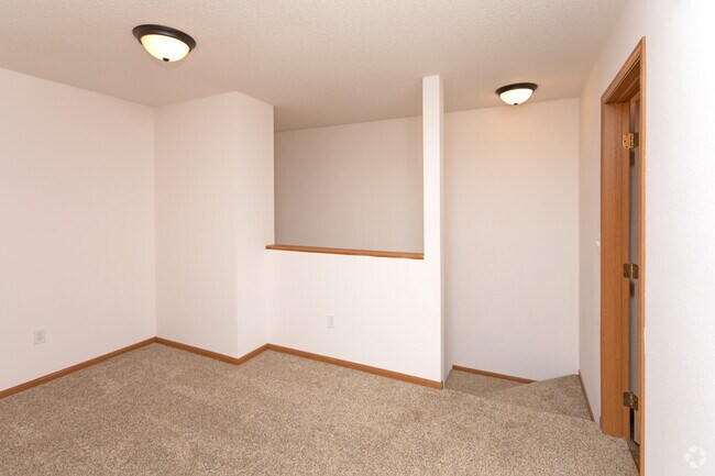 Times Square Townhomes, Grand Forks, ND 58201 - photo 7