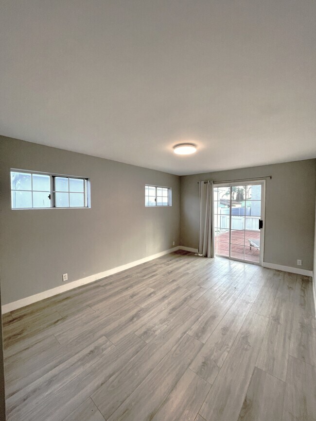 4920 W 141st St, Hawthorne, CA 90250 - photo 6