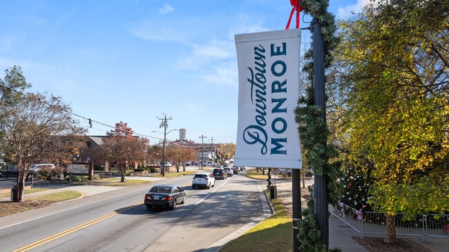 906 Stow Ln, Monroe, GA 30655 - photo 5