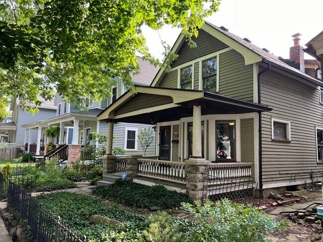 1872 W 47th St unit 1872 W. 47th, Cleveland, OH 44102 - photo 4