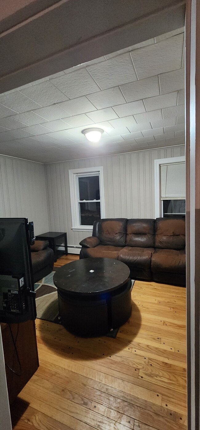 4044 Pine St unit 4044 Pine Street, Thorndike, MA 01079 - photo 7