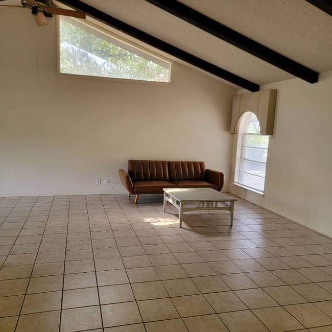 3326 Scenic Ln unit A, San Antonio, TX 78230 - photo 5