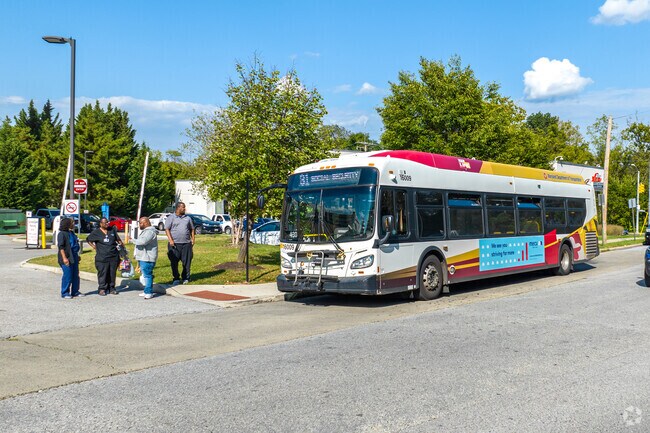 Public bus routes make commuting easy for residents of the Parklane neighborhood.