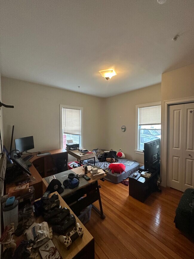 171 Walnut St unit 2, Somerville, MA 02145 - photo 7