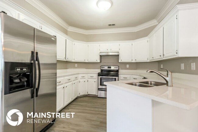 7266 Monterey Ave, Lithonia, GA 30058 - photo 7