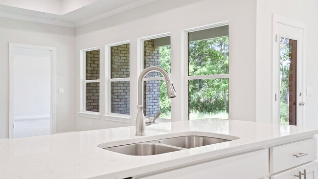 102 Tyler Way, Headland, AL 36345 - photo 7