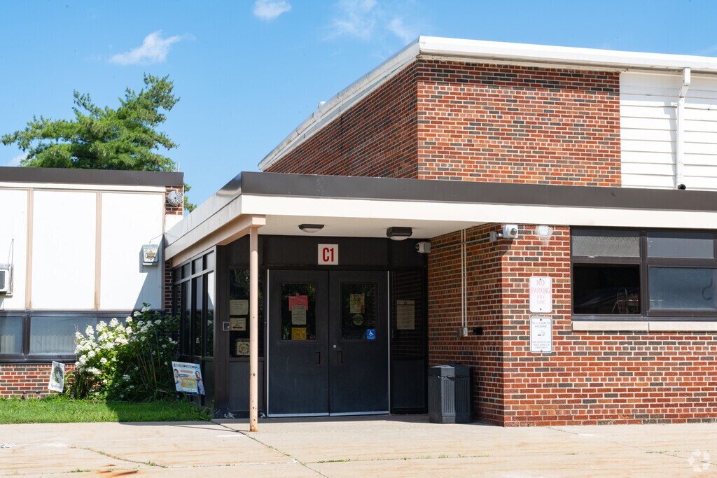 Barhitte Elementary School building in Burton.