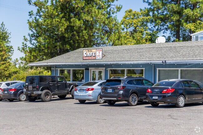 Mandy's is where the locals go for breakfast and lunch in the City of Columbia.