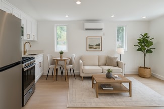 4882 Bruges Ave, Los Angeles, CA 91364
