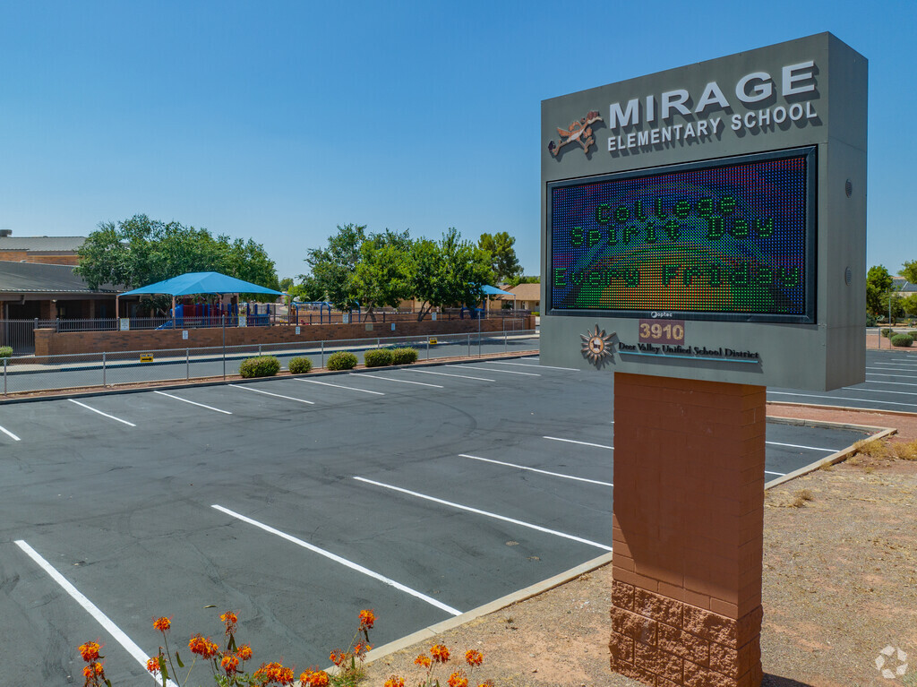 Mirage Elementary School has dedicated teachers and staff available for students.