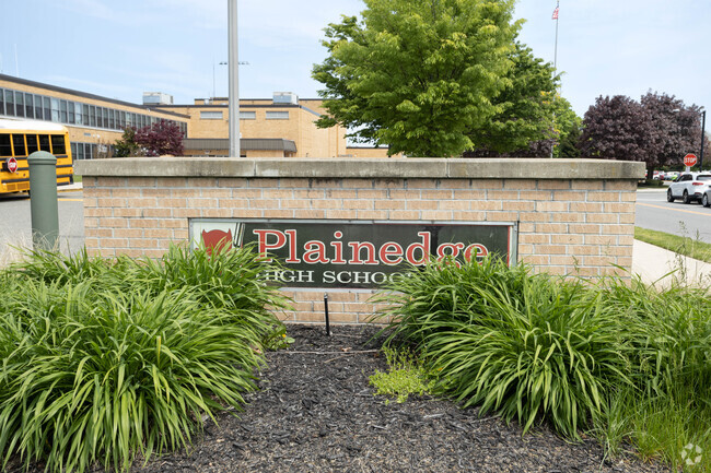 Plainedge Senior High School, Rankings & Reviews - Homes.com