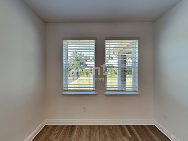 14633 Cedar Trunk Terrace, Bradenton, FL 34211 - photo 5