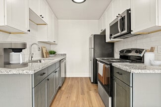425 E Bradley Ave, El Cajon, CA 92021