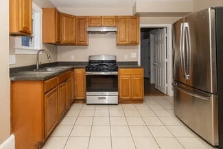 801 Western Ave Unit 1, Lynn, MA 01905