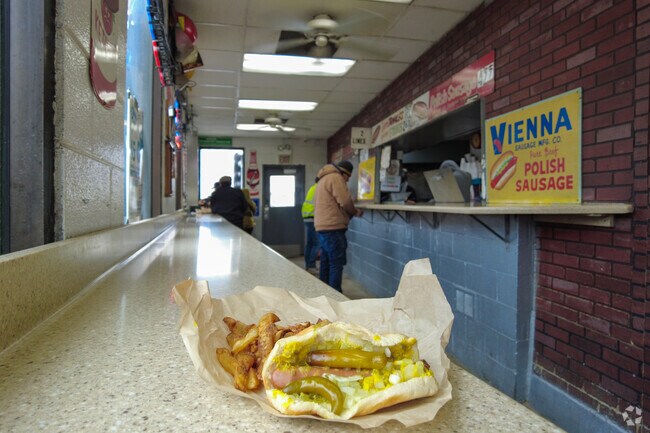 Jimmy's Red Hots Interior