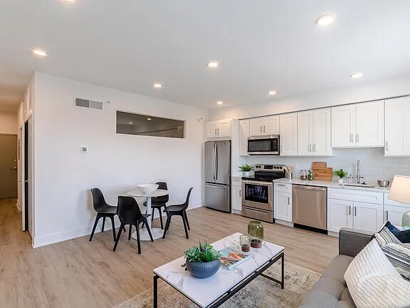 1201 W Girard Ave unit 11, Philadelphia, PA 19123 - photo 7