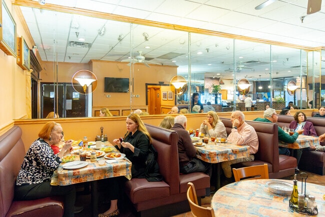 Mamma Flora’s Trattoria offers traditional flavors near Olden Avenue in Prospect.