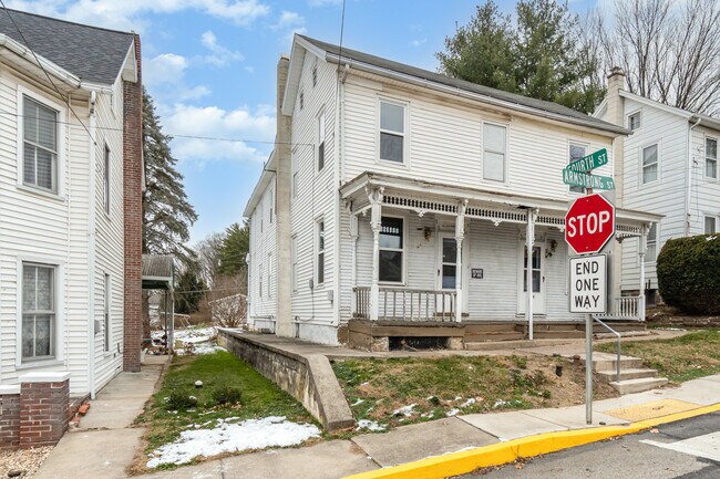 324 Armstrong St unit A, Halifax, PA 17032 - photo 2