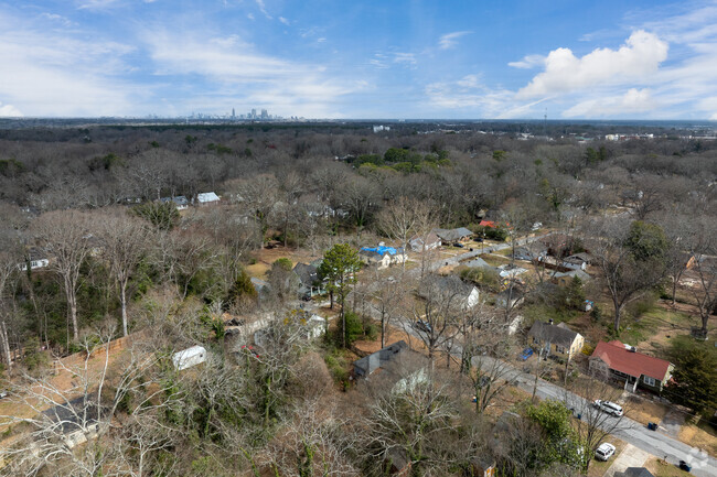 Conley Hills is a small charming community neighborhood close to East Point and not far from downtown Atlanta.