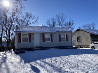 216 Presley Rd, St. Louis, MO 63137