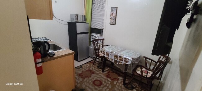 524 Timpson Place unit 4, Bronx, NY 10455 - photo 2