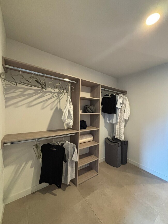 162 NE 23rd St unit B1, Miami, FL 33137 - photo 5