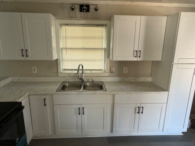 2631 Callaway Rd SW, Marietta, GA 30008 - photo 5