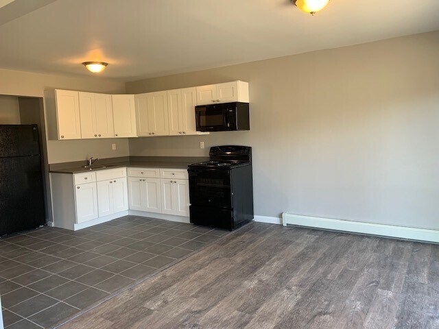 Mountainview Village, New Windsor, NY 12553 - photo 7