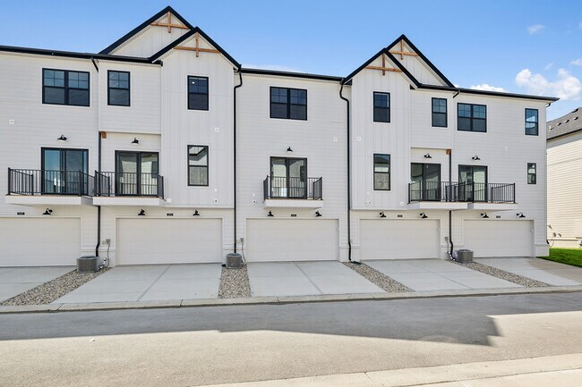 4370 Douro Trail, Westfield, IN 46062 - photo 5