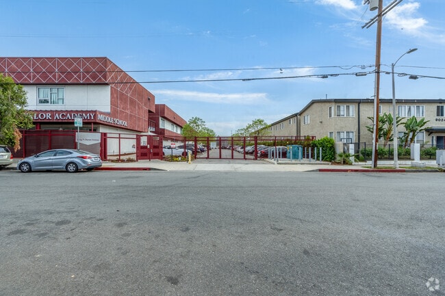 Valor Academy Middle School Charter Elementary