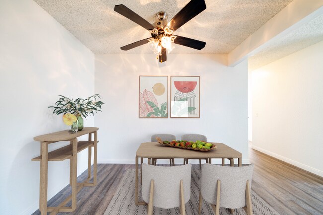 800 E Bobier Dr unit M5, Vista, CA 92084 - photo 7