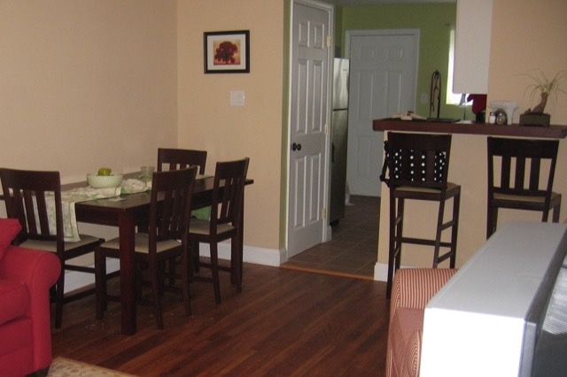 Dining / bar top area