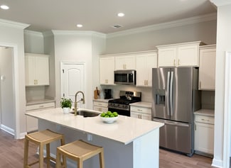 1312 Redfish Dr, Gulfport, MS 39507