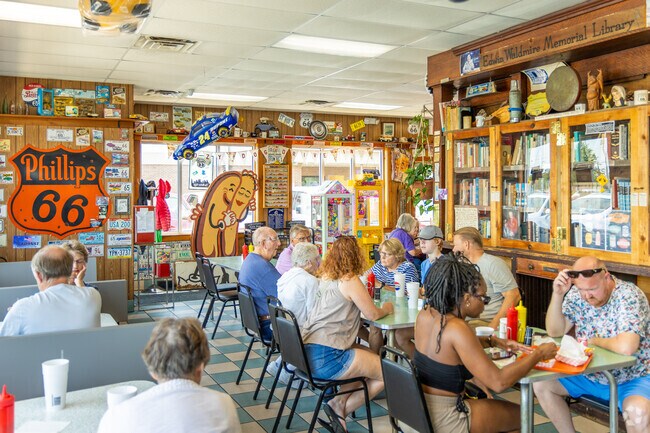 Cozy Dog in Harvard Park is a tourist favorite serving hotdogs and other American fare.