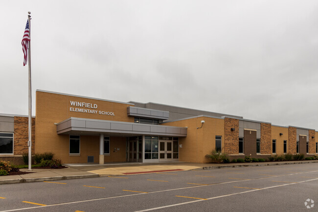 Winfield Elementary School
 provides education in the neighborhood of Lake County