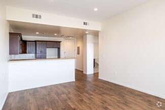 14105 Chadron Ave, Hawthorne, CA 90250