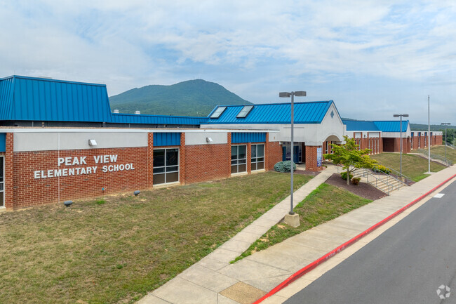 Peak View Elementary School has a student-teacher ratio of 15 to 1.
