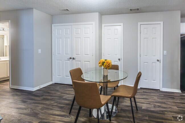 Begonia - Dining Area