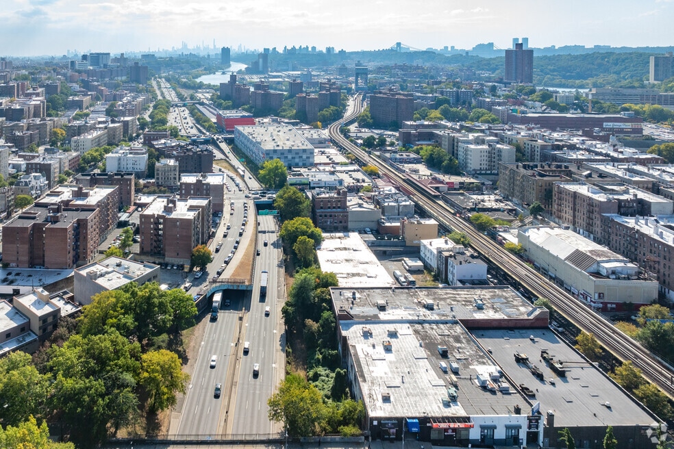 NH_KingsbridgeHeights_546190_P2_V1_MB_040125