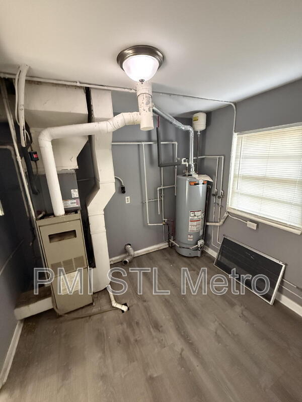 705 Beardsley Ct, Saint Louis, MO 63135 - photo 4