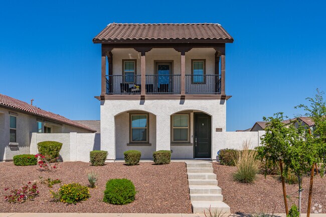 The majority of homes in Centerra are Spanish-style with three to five bedrooms, and all have stucco exteriors.
