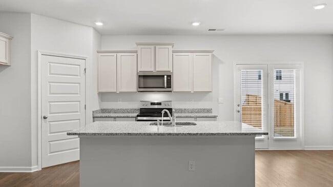 499 Reflection Dr unit 36197458, Stockbridge, GA 30281 - photo 6