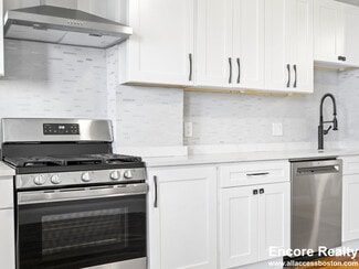 7 Dickson St Unit 2, Somerville, MA 02144