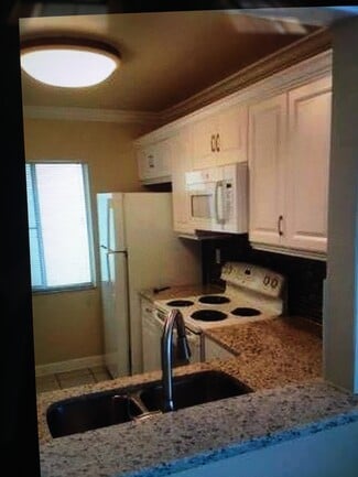 6184 Michelle Way Unit MartiniqeCondos, Fort Myers, FL 33919