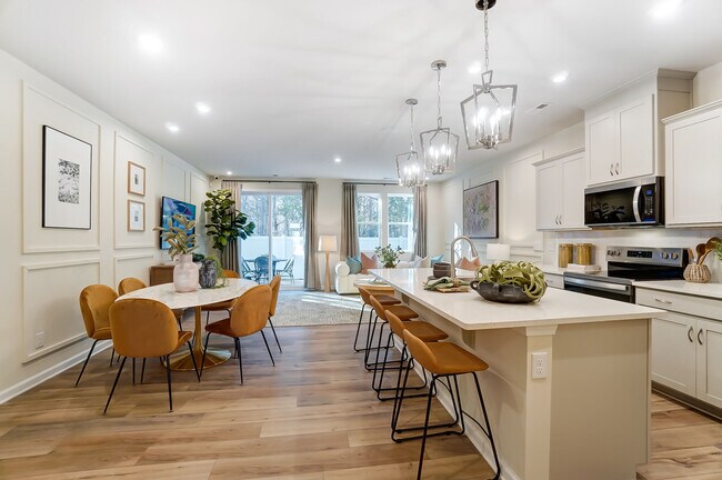 312 Laura Elizabeth Ln, Clover, SC 29710 - photo 4