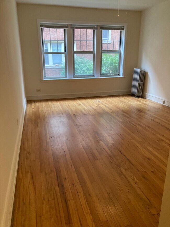 7502 N Hoyne Ave unit 10-3, Chicago, IL 60645 - photo 7