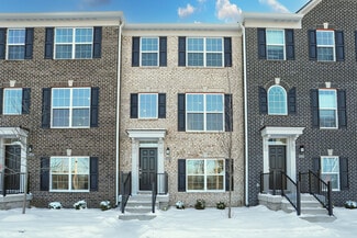 6646 Halsey St, Zionsville, IN 46077