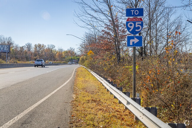 Abingdon locals have access to major highways like Interstate 95.
