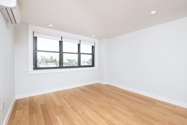 1410 Columbia Rd unit 10A ADA, South Boston, MA 02127 - photo 3